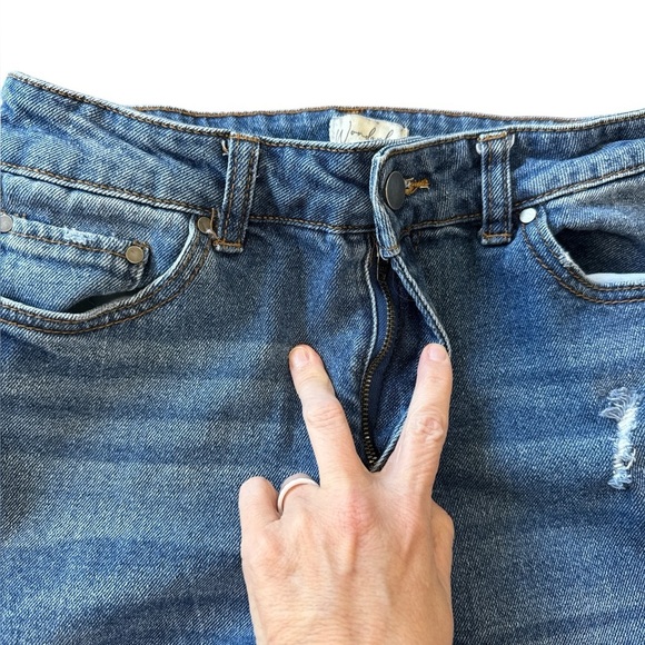 Wonderly Mid Rise Slim Flares - Picture 7 of 10